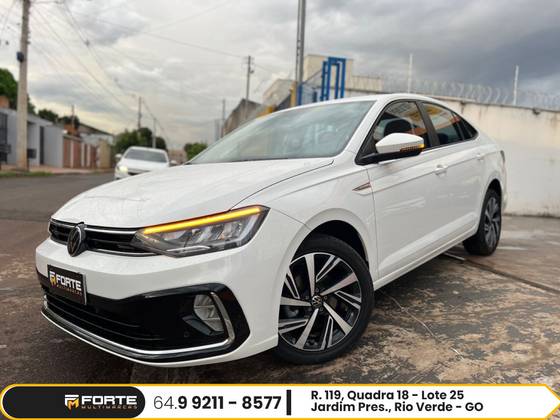 VOLKSWAGEN VIRTUS 1.0 200 TSI HIGHLINE AUTOMÁTICO